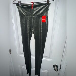 SPANX High-Waisted Velvet Leggings in Deep Green